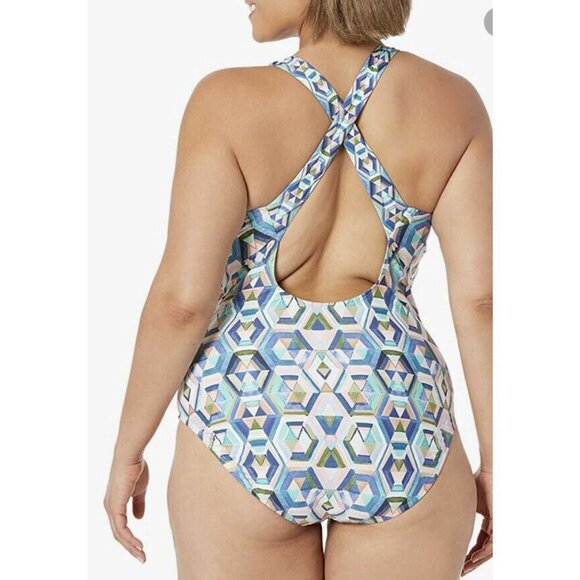 LA BLANCA Plus Size Cross-back Tummy-control One-piece size 18W - Picture 2 of 2